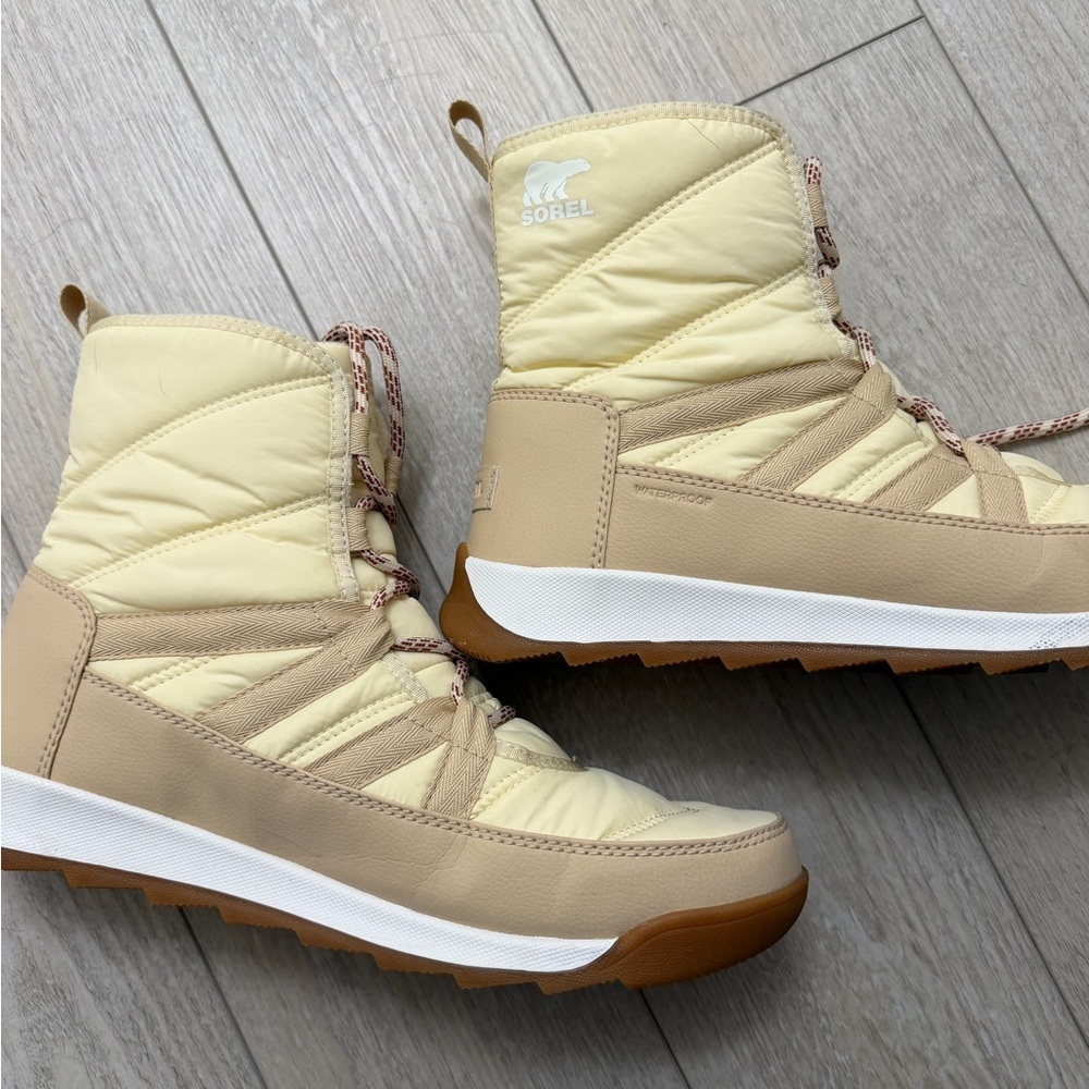 Sorel Waterproof Winter Boots Women’s Size 11 – Cream/Tan – Like New